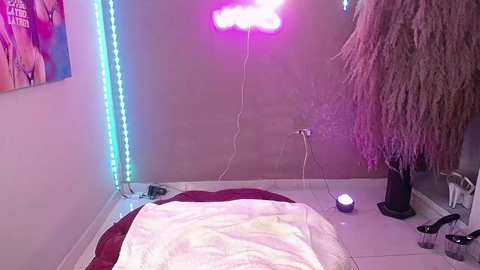 kittyhotts  20-10-2022